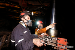 古城煤矿：“问题排查、对标学习、整改提升” 为主题教育添助力