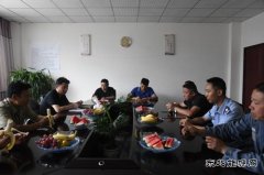 高山矿业召开“八一”慰问退伍军人座谈会