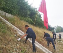 山东乐博体育重装集团乾元公司 义务劳动做表率 党员先锋展风采