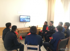 恰库尔图超限检测站收看了庆祝大会、阅兵仪式和群众游行