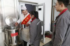 潞安焦化：一碗“药汤”暖人心