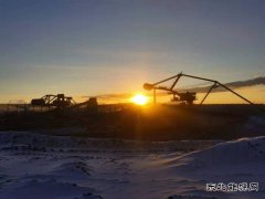 朝阳映煤/02/meiqirenwu/2020/0518/＃ㄉ阌白髌罚