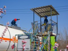 取样台上多了个“遮阳棚”