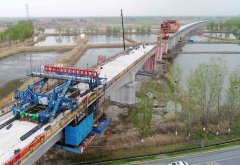 京滨高铁全力以“复”实现首座百米大跨度连续梁合龙