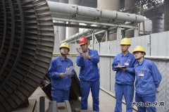 【图片新闻】节支降耗 劳模先行