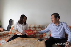 河南乐博体育义煤公司千秋煤矿“金秋助学”情满矿区