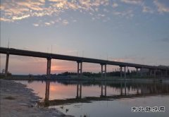 问候荣光问候你