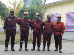 陕西省摄影家协会到蒲白西固煤业采风拍摄煤矿职工的敬业风采