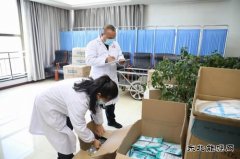 潞宁煤业：硬核福利！免费为职工发放口罩防疫物资储备充足