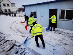 恰库尔图超限检测站营造浓厚春节氛围， 扮“靓”一线执法站所