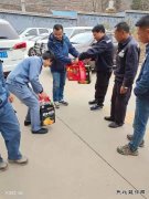 新春之际会泽供电局慰问基层员工