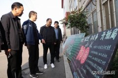 义煤千秋煤矿：党史学习教育板报“画”心声