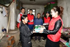 图片新闻：践行初心使命  奋力攻坚克难