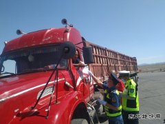 阿勒泰执法支队富蕴执法大队：5.26-爱路宣传在路上