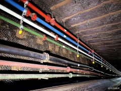 蒲白建庄矿业：精益化管线吊挂，不只是美观，更追求内涵