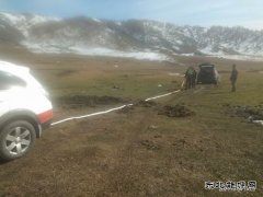 “国庆我在岗”——路遇被困车辆，执法人员及时救助