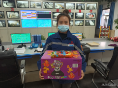 蒲白煤化运营公司 每逢佳节倍思亲 岗位有我请放心