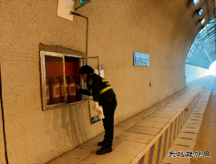 富蕴执法大队：联合多部门开展“节前”公路安全隐患排查