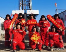 岗位迎春 坚守过节