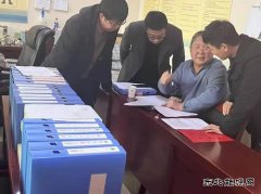 蒲白煤矿运营公司：为基层党支部“指点迷津” 促使党建工作上台