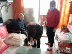 蒲白马南社区：高龄复审我帮您  关爱老人暖民心