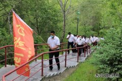 龙煤集团七煤公司向阳矿党委开展大学生主题党日活动