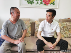 白水马南联合党委：“七一”慰问困难党员 组织关怀暖人心