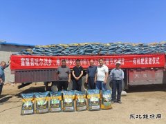 富蕴县库尔特乡布拉特村：免费发放化肥助力春耕生产