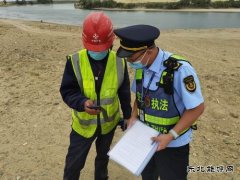 阿勒泰执法支队哈巴河执法大队：党员干部服务“疫”线