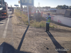 富蕴执法大队：及时制止公路用地涉路施工违法行为