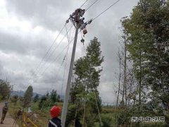 会泽供电局者海供电所新增变压器解决用户低电压