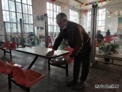 爱心奉献的淳朴掘进工