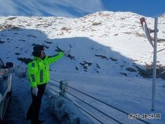 阿勒泰执法支队青河执法大队开展春节前公路安全隐患排查工作