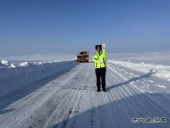 哈巴河执法大队：我为群众办实事，除雪保畅保安全