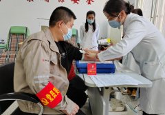 辽宁新乐博体育事业部：开展“学雷锋 献爱心”无偿献血活动