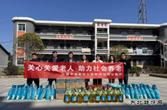 江西中浩建设有限公司开展敬老助学活动