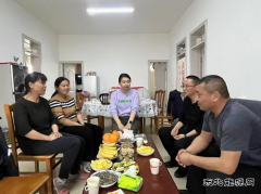 阿勒泰执法支队吉木乃执法大队开展“民族团结一家亲”活动