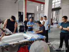 江西省中小企业协会领导深入华鹏科技与耀发交通调研