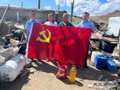 富蕴执法大队联合库额尔齐斯镇社开展“粽叶飘香迎端午”活动