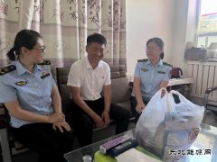 哈巴河执法大队：情系驻村干部 双节慰问暖人心