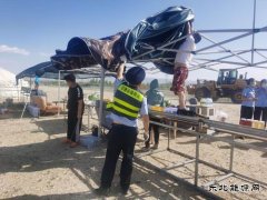 阿勒泰执法支队：炎炎酷暑保畅通，执法为民显担当