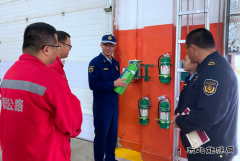 ：Ｖ捶ù蠖涌埂霸し牢 生命至上”消防宣传月系列活动