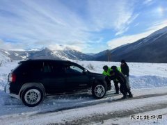 哈巴河执法大队：做好救援服务，守护群众平安出行