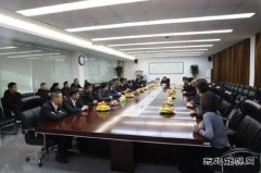 陕西中能煤田党委书记、董事长党亚明慰问坚守岗位的干部职工