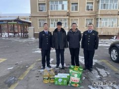 富蕴执法大队春节前走访慰问退休老干部