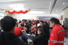 献爱心 青海油田妥善安置近千名旅客