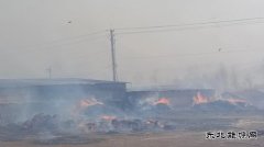国网巴林左旗供电公司：村民家中起火，电力员工快速处理