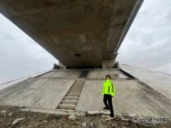 阿勒泰执法支队哈巴河执法大队：雨雪天气排查隐患保安全