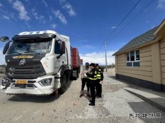 哈巴河执法大队：加大法律法规宣传，提升路警联合治超效能