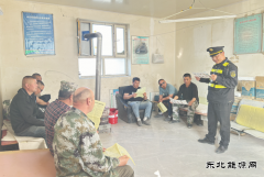 ：Ｖ捶ù蠖印熬哿π谛卸 守道护路保畅通”